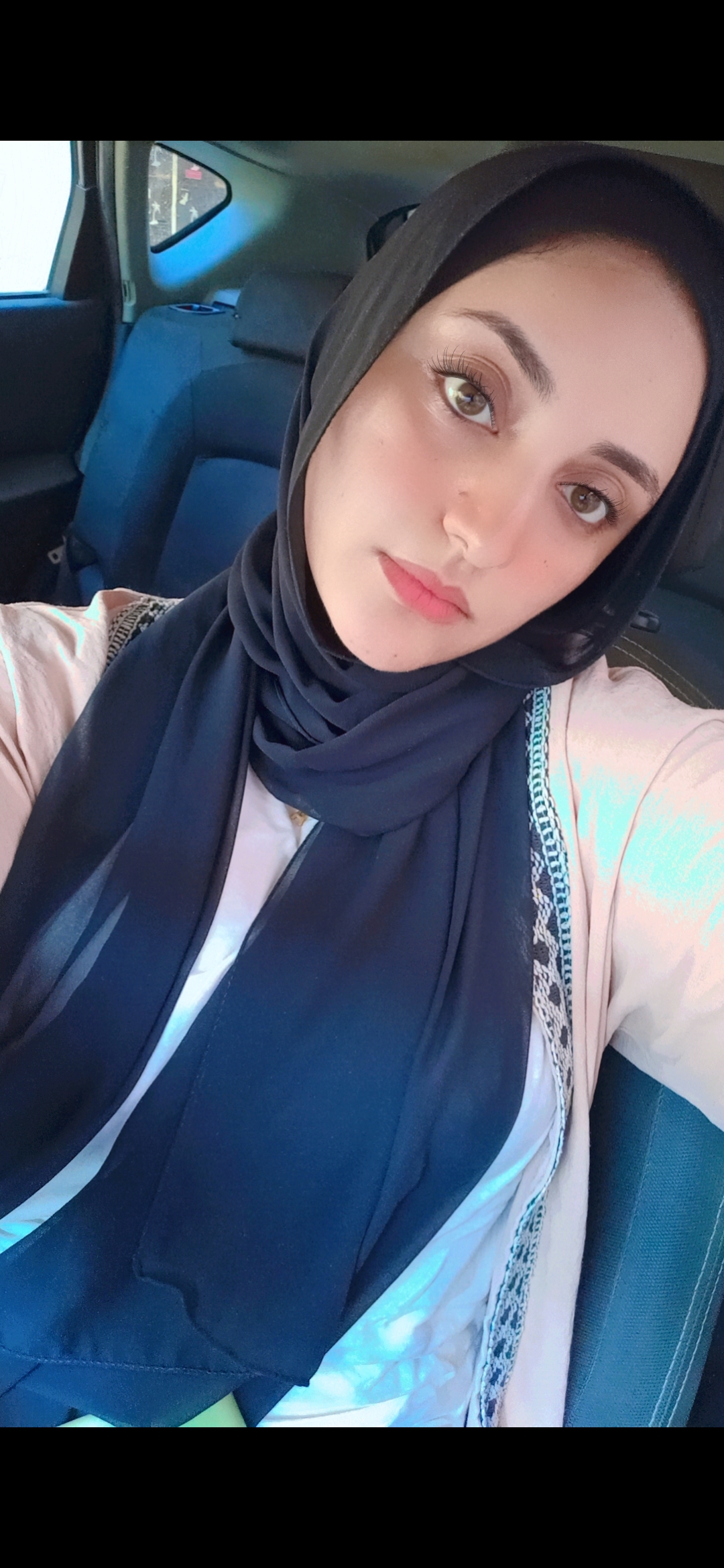 آية رضا شوقي 